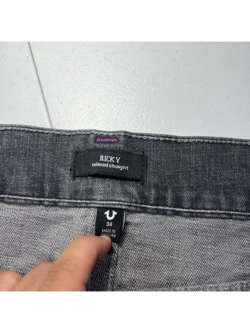 True Religion Mens Gray Ricky Relaxed Straight Distressed Jeans Size 34x33 Y2K